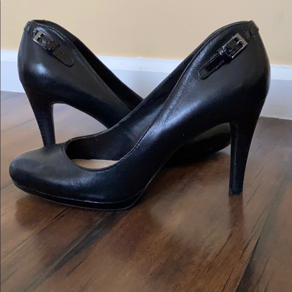 Franco Sarto black pumps
